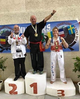 Chris Edghill  - Instructors