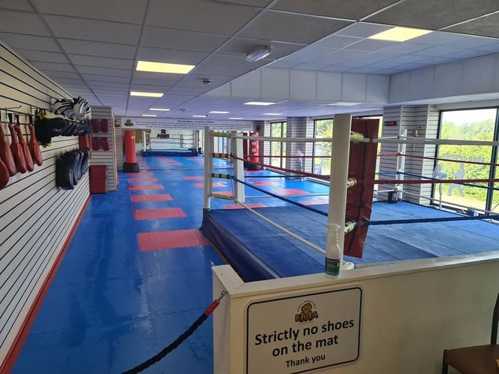 <center>Kickboxing Teaches You the Essential Life Lessons & Skills!<center>